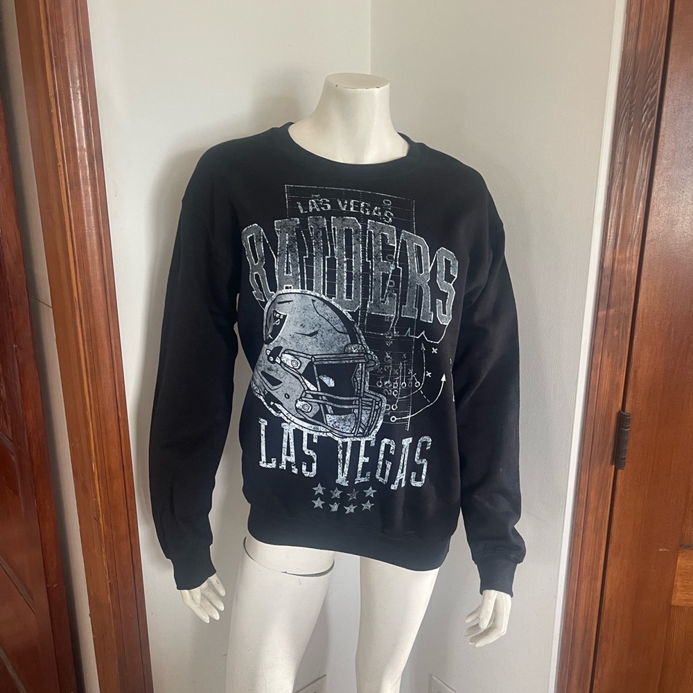 NFL Las Vegas Raiders Black Crewneck Sweater